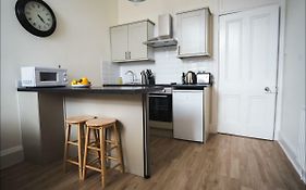 Cedar Apartment